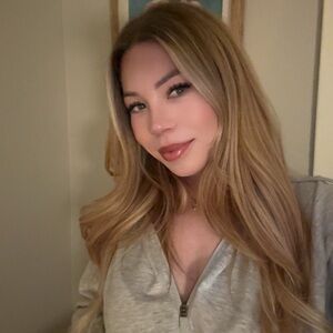 Meet your Posher, Alexus